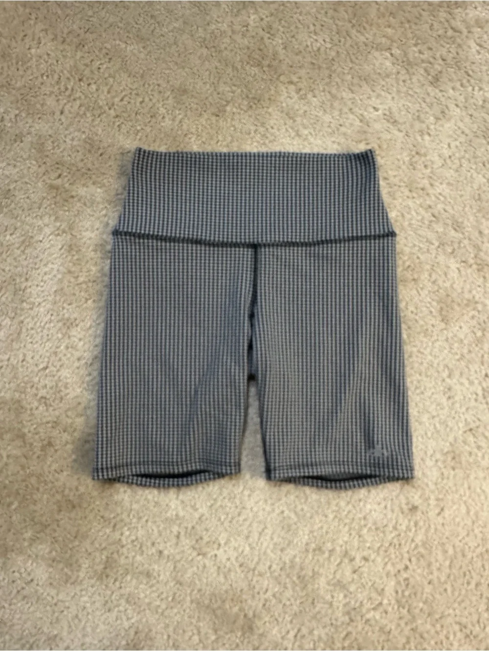 Alo Yoga High-Waist Micro Houndstooth Biker Shorts